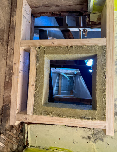 Korstna läbiviik läbi katuse tulekindlalt